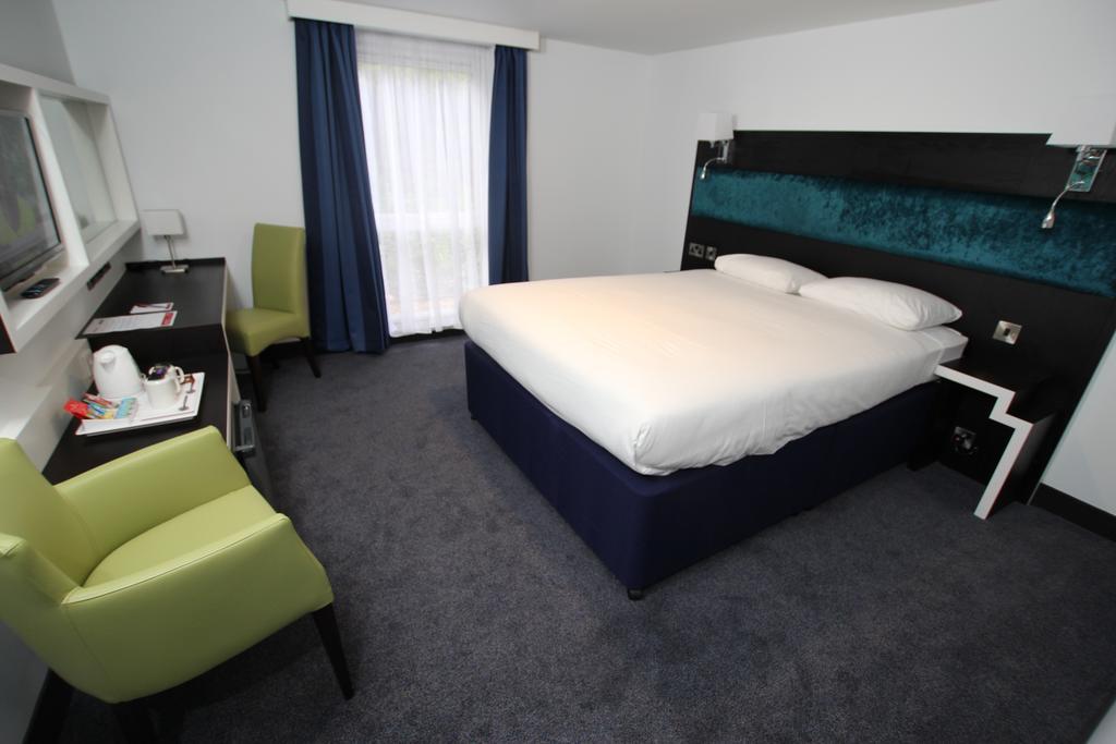 Hotel Ramada Oxford Waterstock