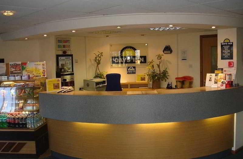 Hotel Ramada Oxford Waterstock
