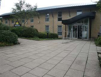 Ramada Oxford 4*