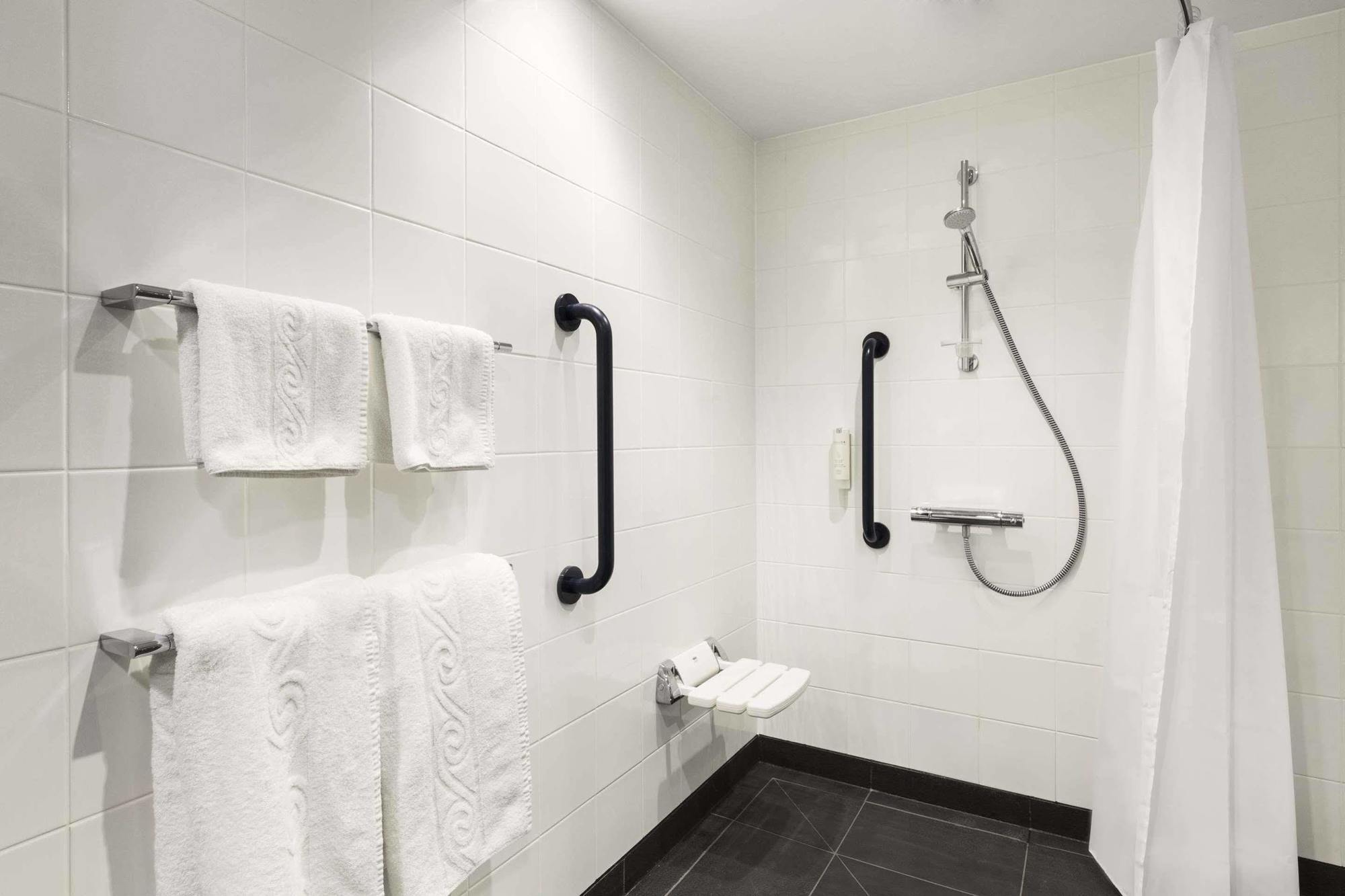 Hotel Ramada Oxford 4*